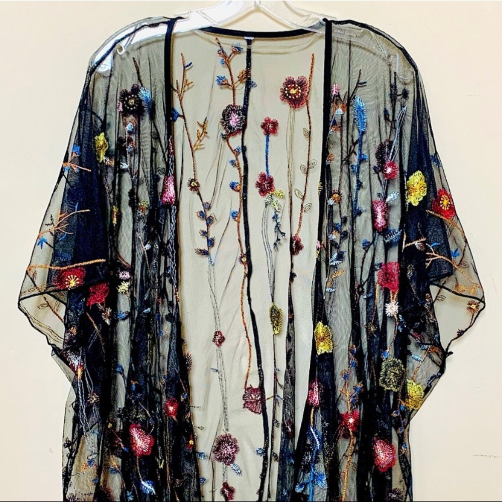 Embroidered Flower Shaul